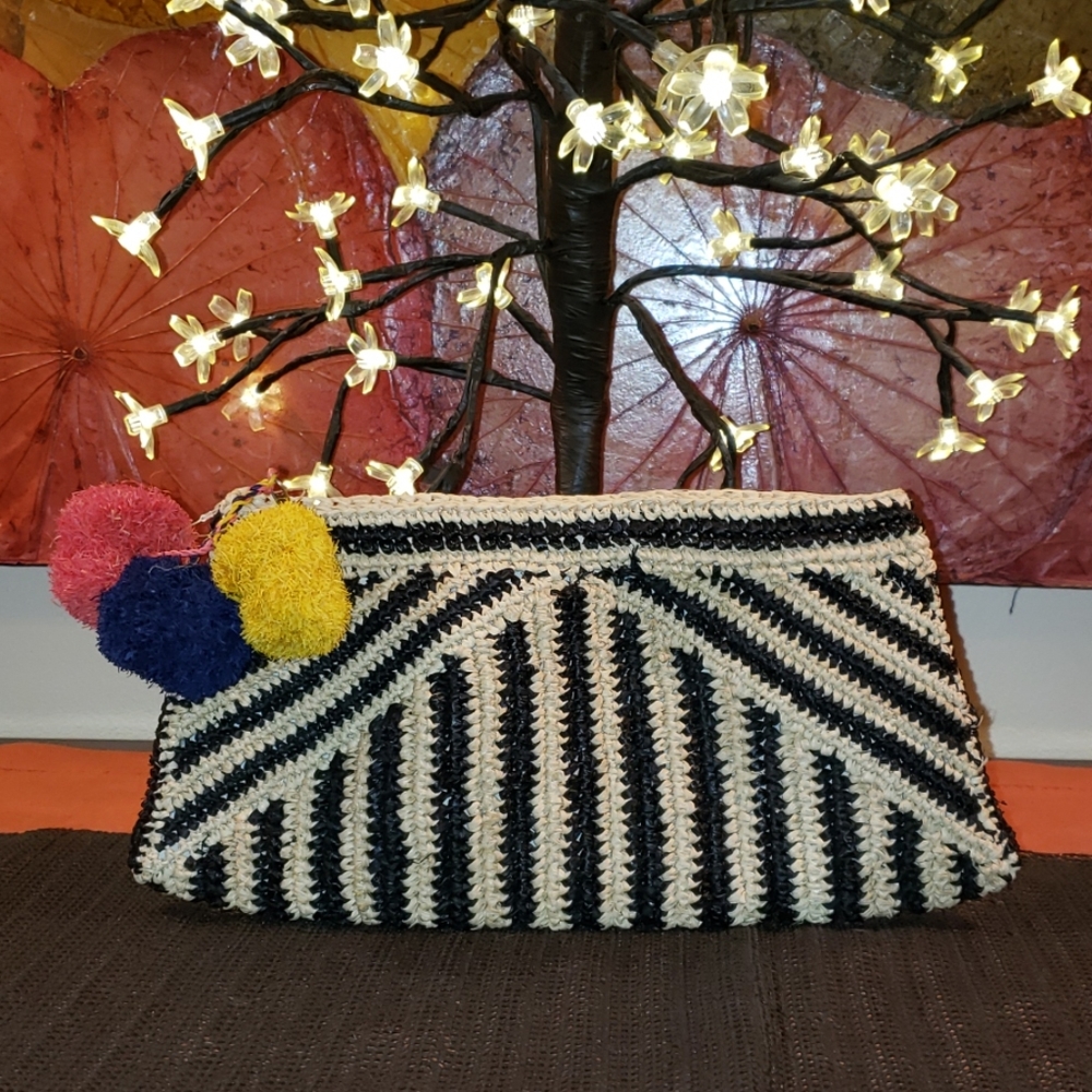 BNWOT Mar Y Sol Sonia Stripe Straw Clutch
